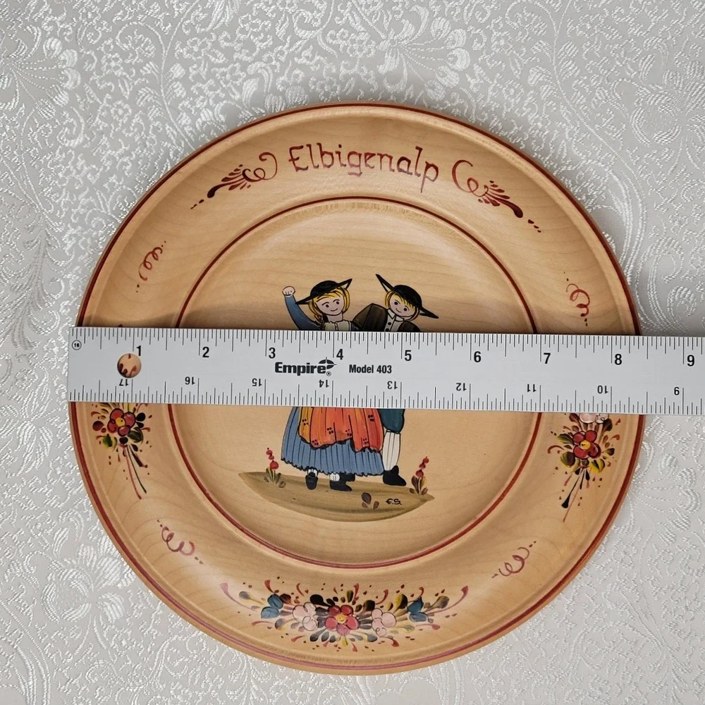 Austrian Wooden Plate Hand‎ Painted Signed Dutch People Couple 8.5